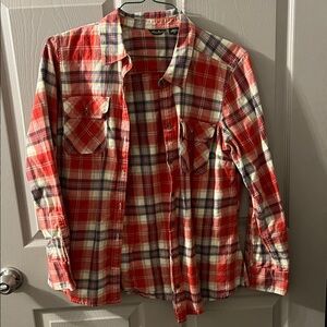 3/$30 💥Eddie Bauer Red and White Plaid Women’s Shirt 3/$30